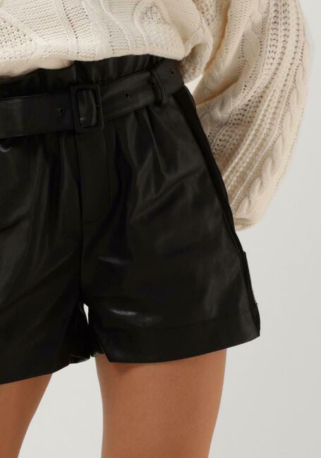 Zwarte COLOURFUL REBEL Broeken/jumpsuits LOUAS VEGAN LEATHER HIGHWAIST SHORT - large