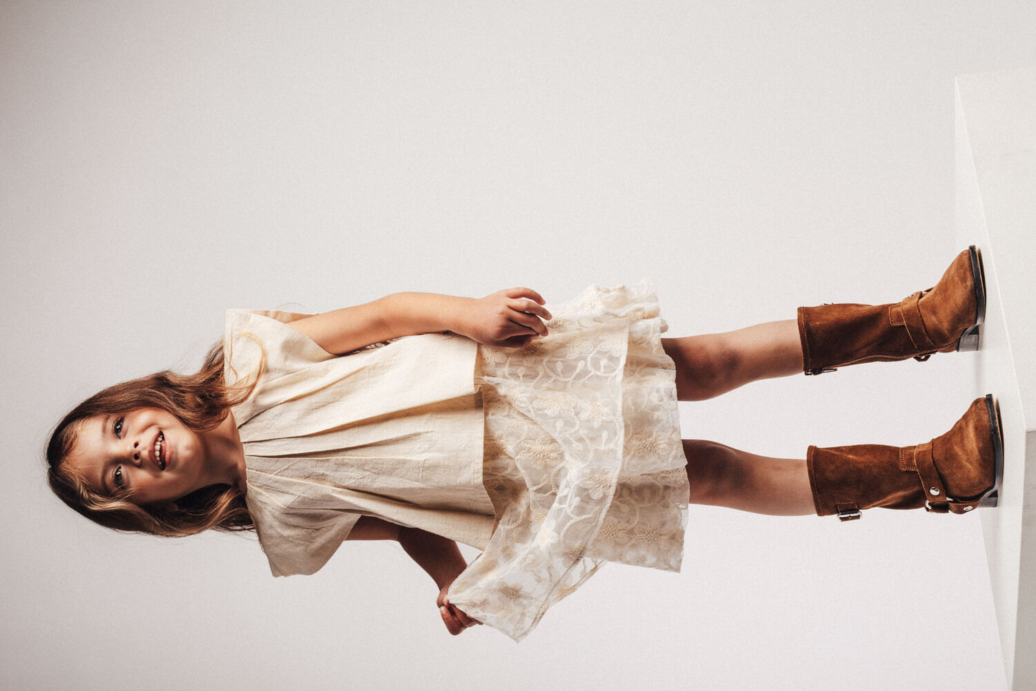 Creme BAJE STUDIO Mini jurk MIRA - large