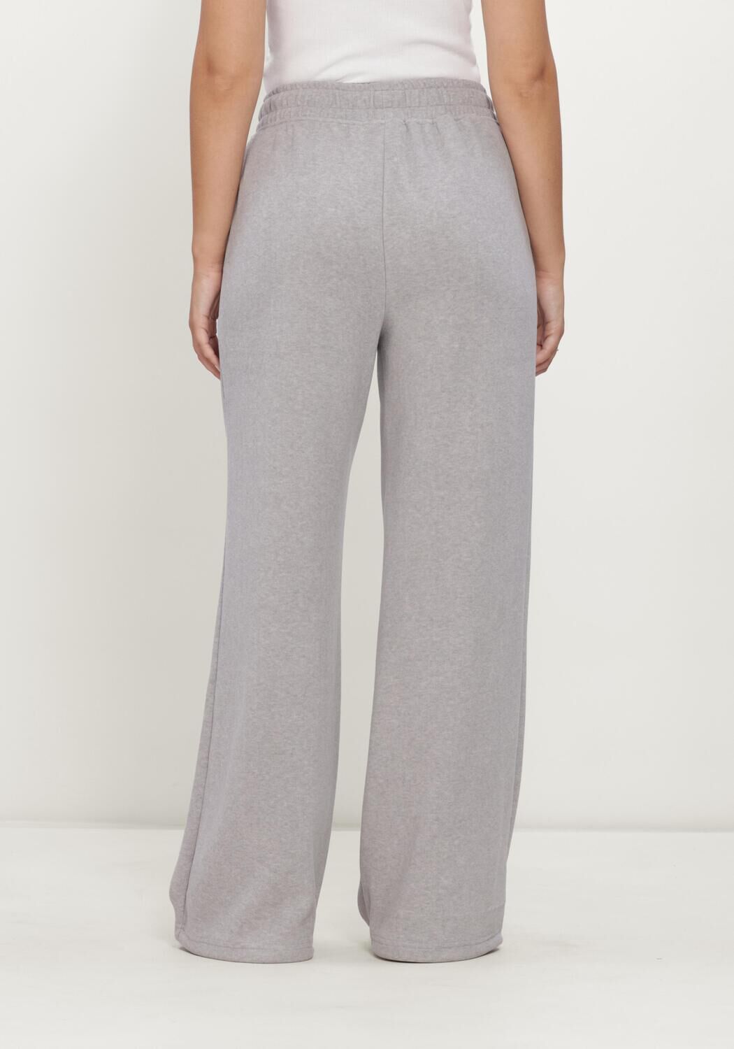 STUDIO AMAYA Pantalon large KORA PANTS en gris - large