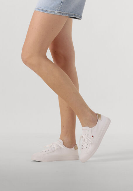 Witte TOMMY HILFIGER Sneakers VULC CANVAS LACE UP - large