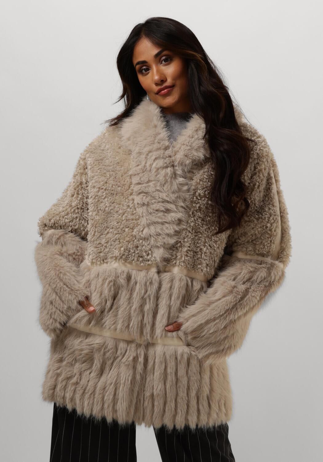 Manteau fausse fourrure beaumont new arrivals