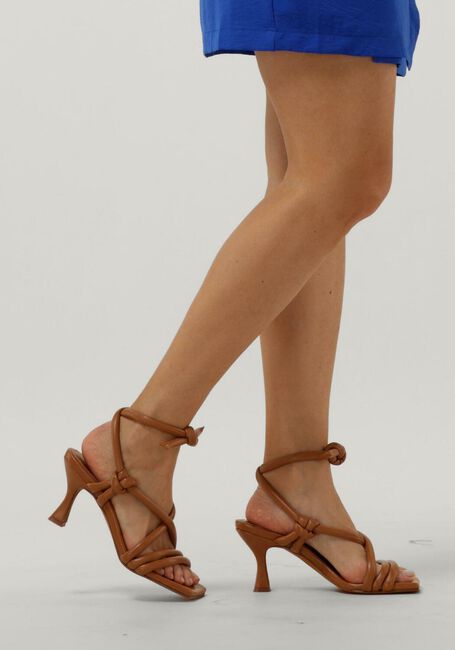 TORAL 12816 Sandales en camel - large