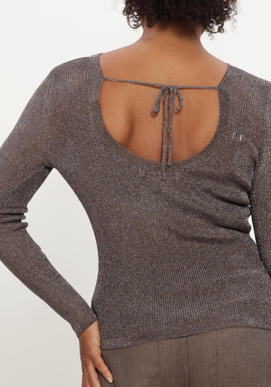 GESTUZ T-shirt SILVIGZ DEEP BACK BLOUSE en gris - large