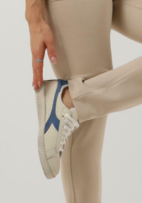 Witte DIADORA Sneakers GAME L LOW WAXED WN Witte DIADORA Sneakers GAME L LOW WAXED WN - large