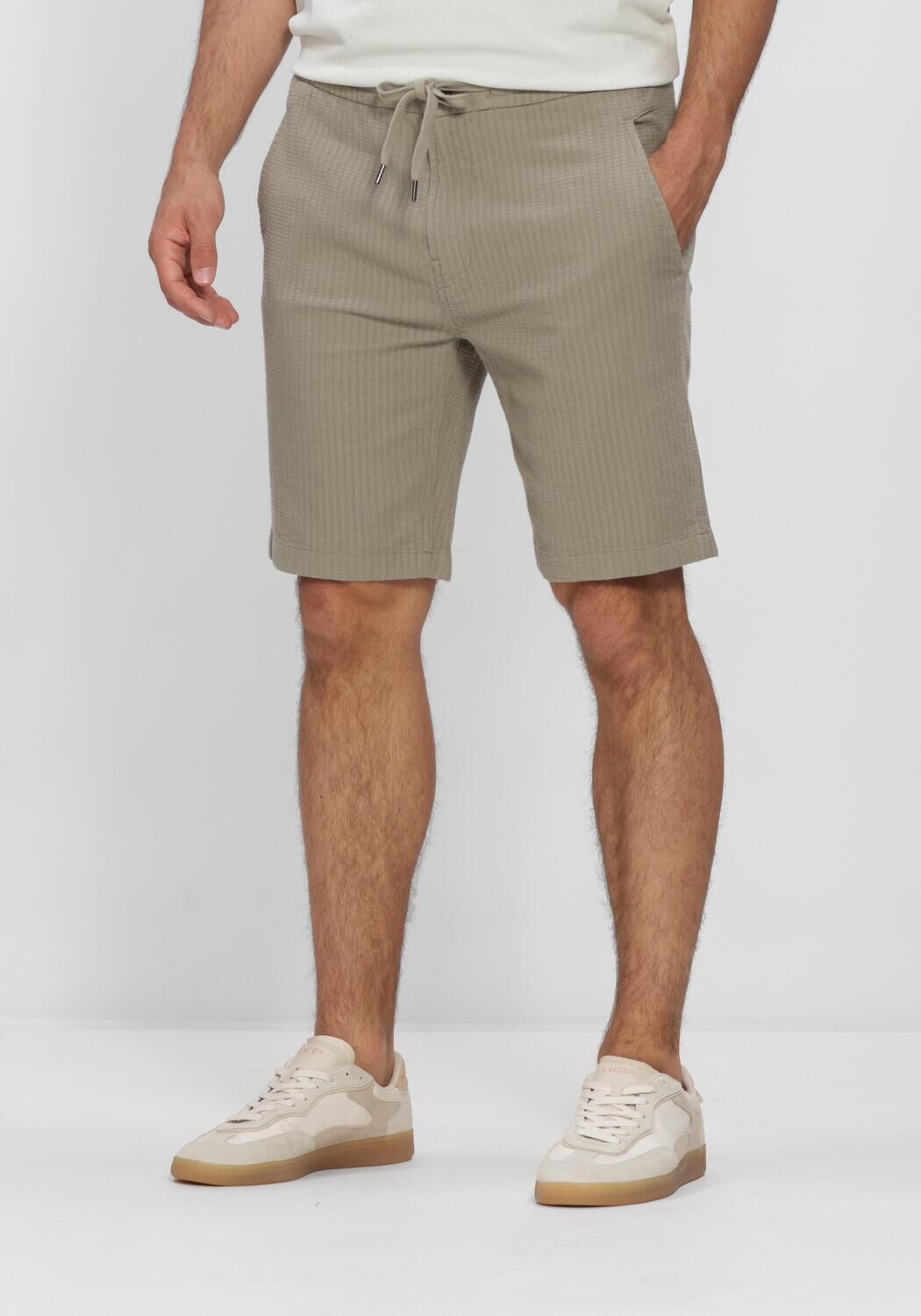 CAST IRON Pantalon courte CHINO SHORTS STRUCTURE Kaki - large