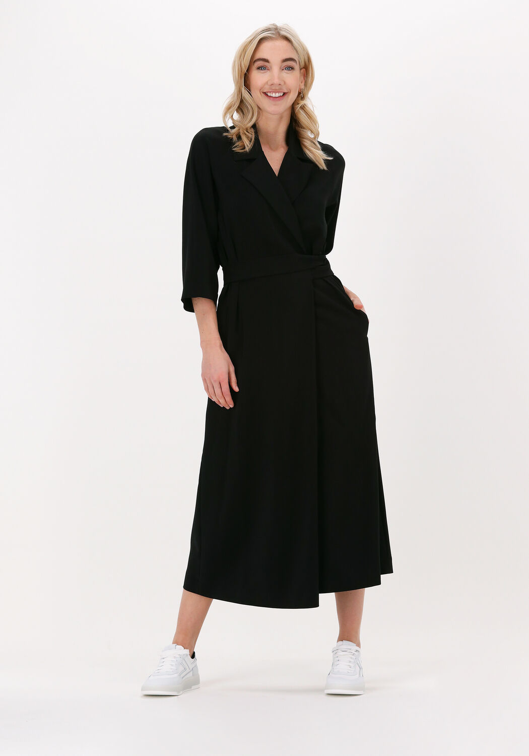 Zwarte VANILIA Midi jurk REVER SHIRT DRESS Omoda