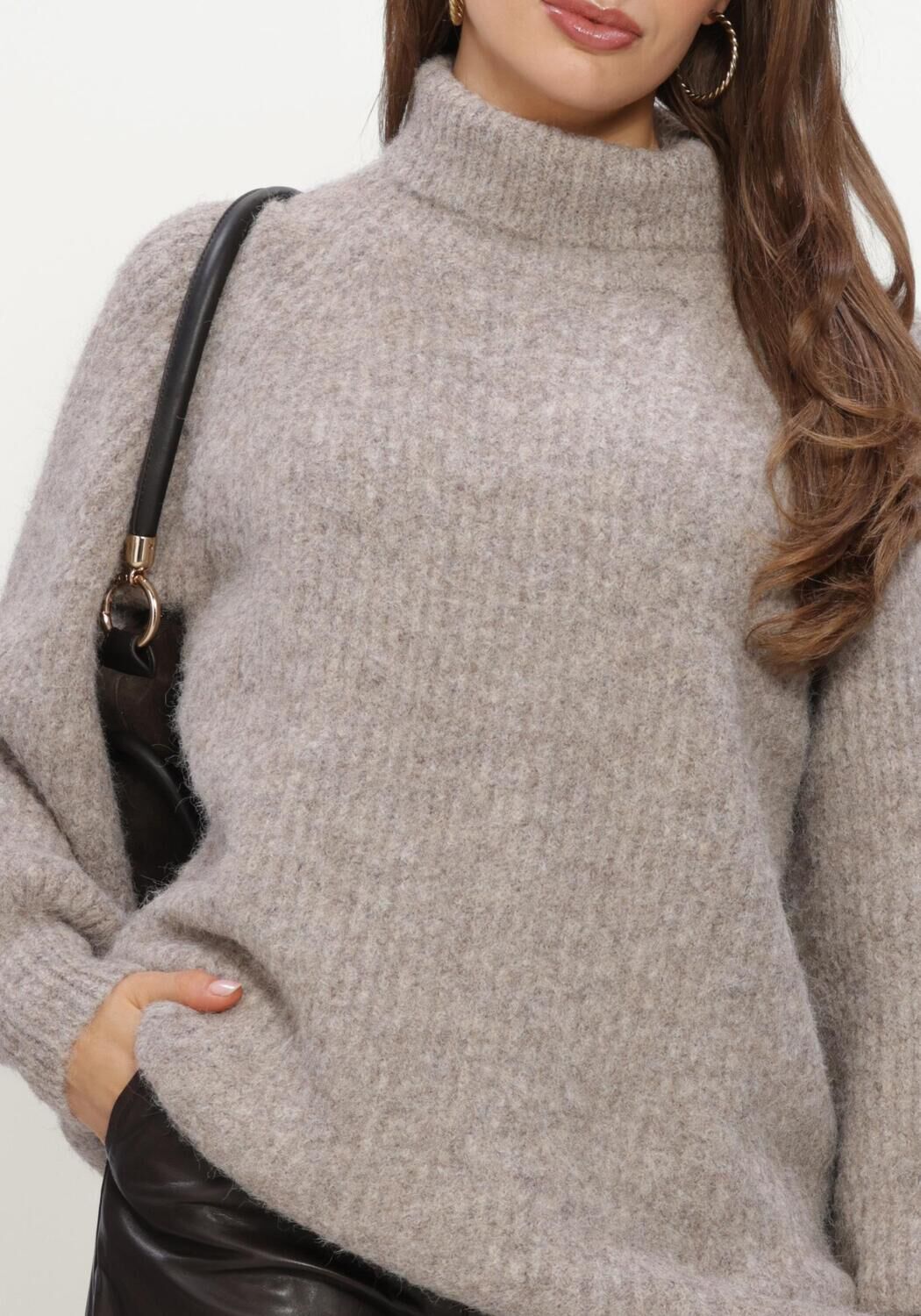 Beige HAUTE L'AMITI&Eacute; Trui DARCIA RIB COLLAR KNIT - large