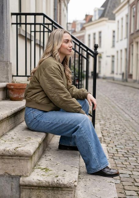 Khaki BEAUMONT Jack DANIQUE BOMBER - large