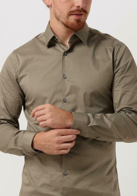 TIGER OF SWEDEN Chemise décontracté FILBRODIE en vert - large