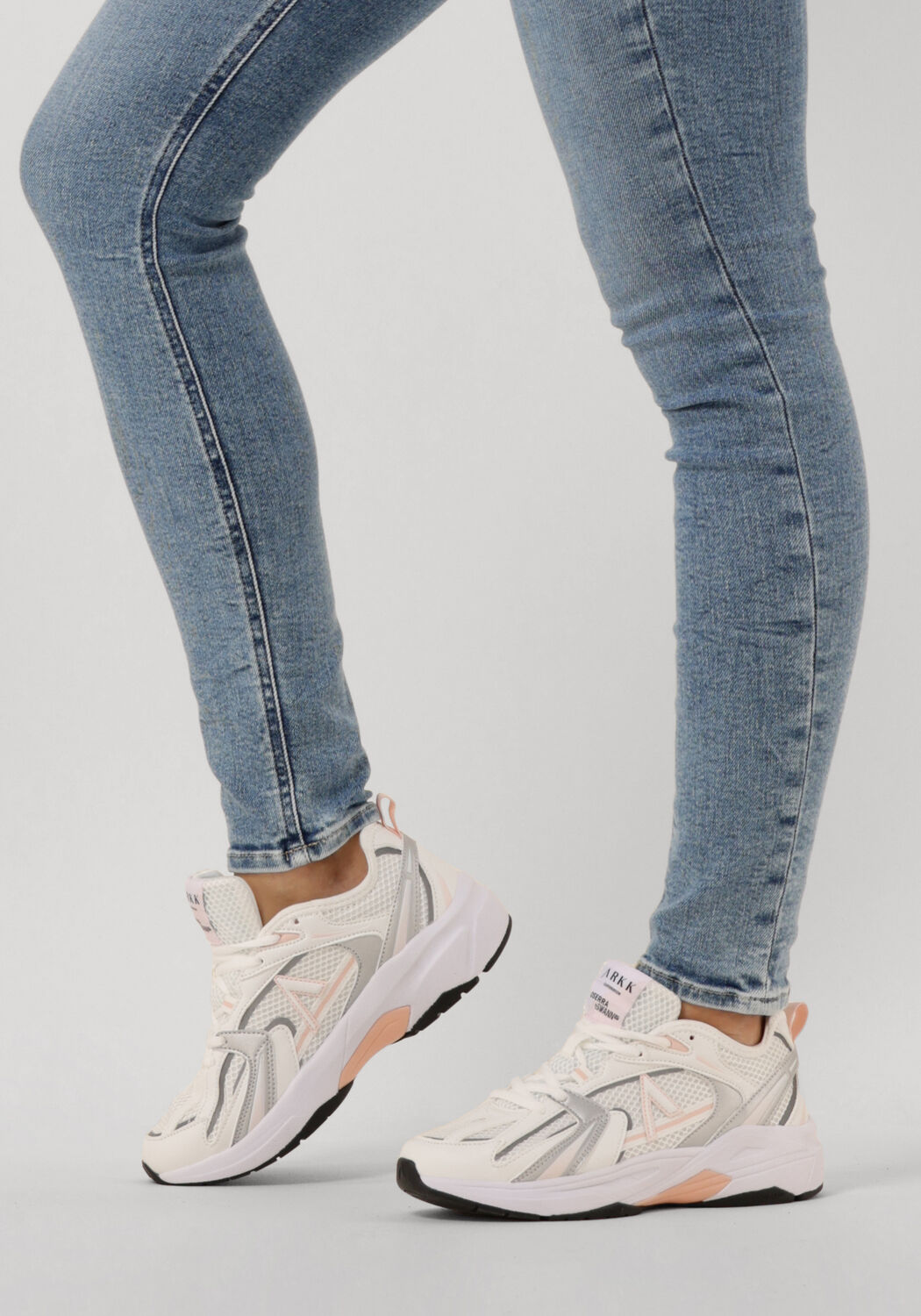 Witte ARKK COPENHAGEN Sneakers OSERRA Omoda