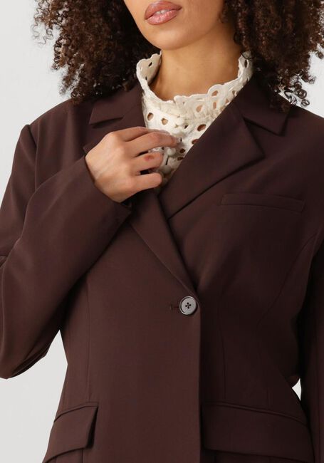 SECOND FEMALE Blazer FIQUE FITTED BLAZER en marron - large