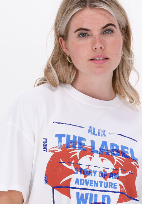 ALIX THE LABEL T-shirt KNITTED PASTEL PANTER T-SHIRT en blanc - large