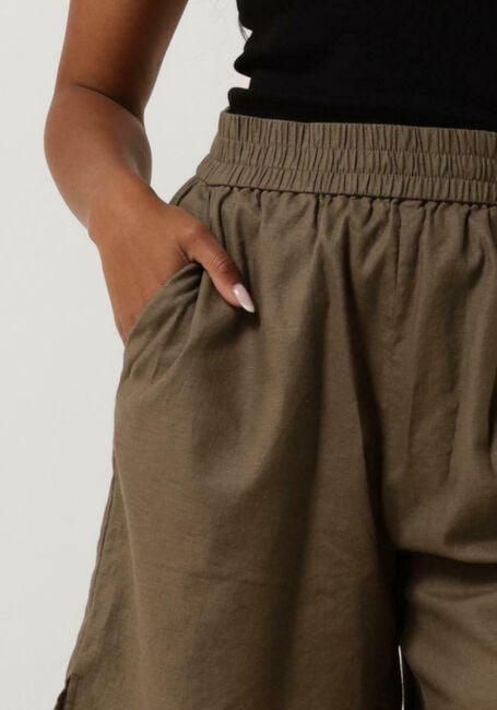 GESTUZ LIZAGZ LINEN HW SHORTS Pantalons Kaki - large