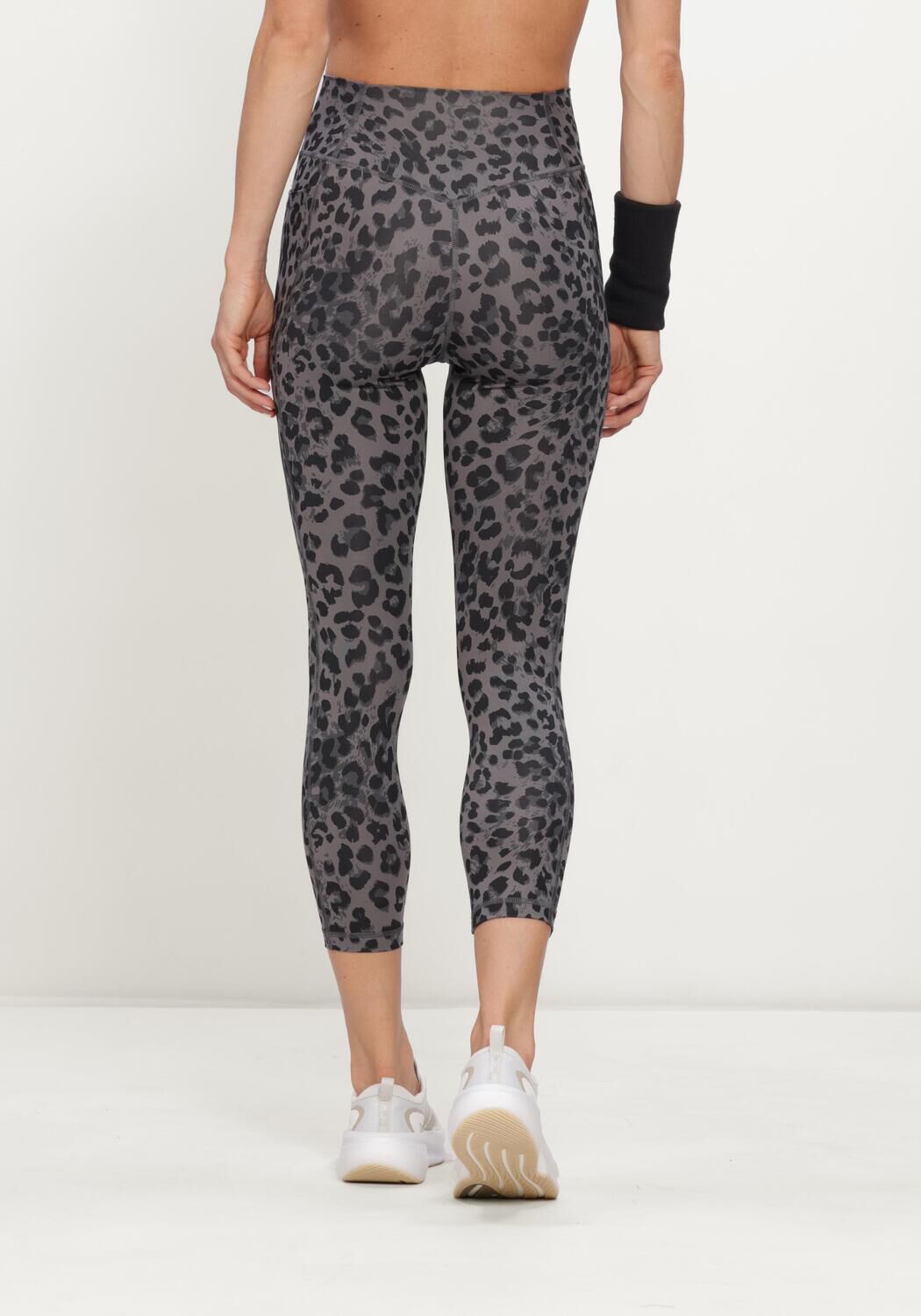 Bruine ADIDAS Broeken/jumpsuits OPT ESS AOP 7/8 - large
