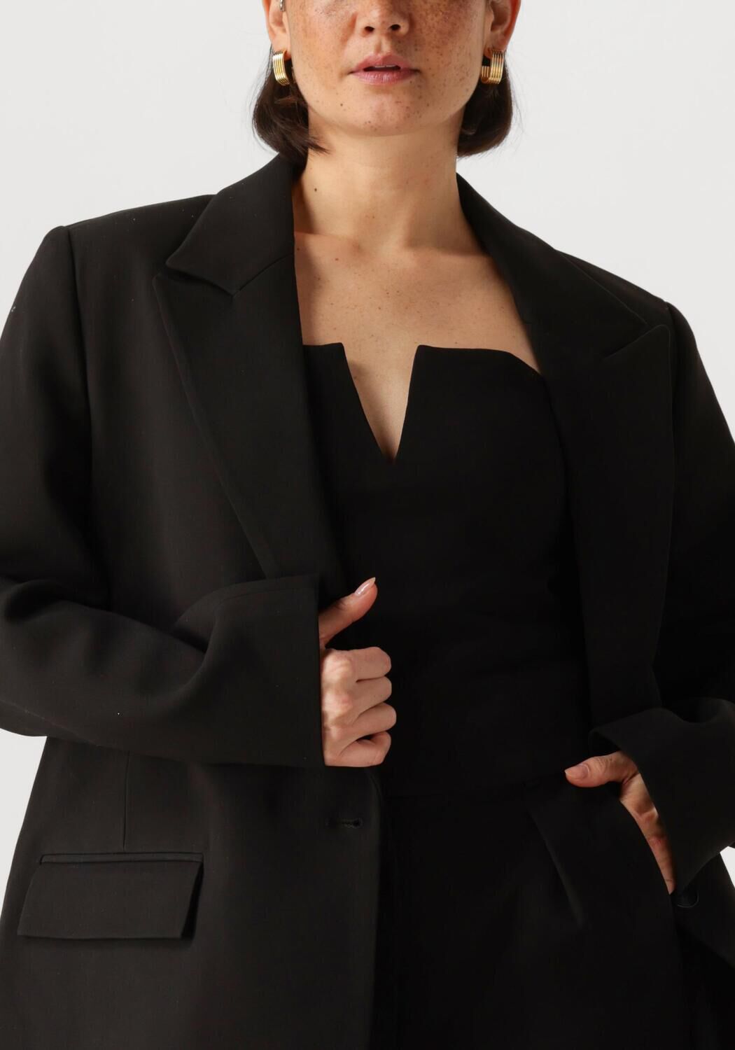 OMODA ATELIER Blazer X IRIS - ISA en noir - large