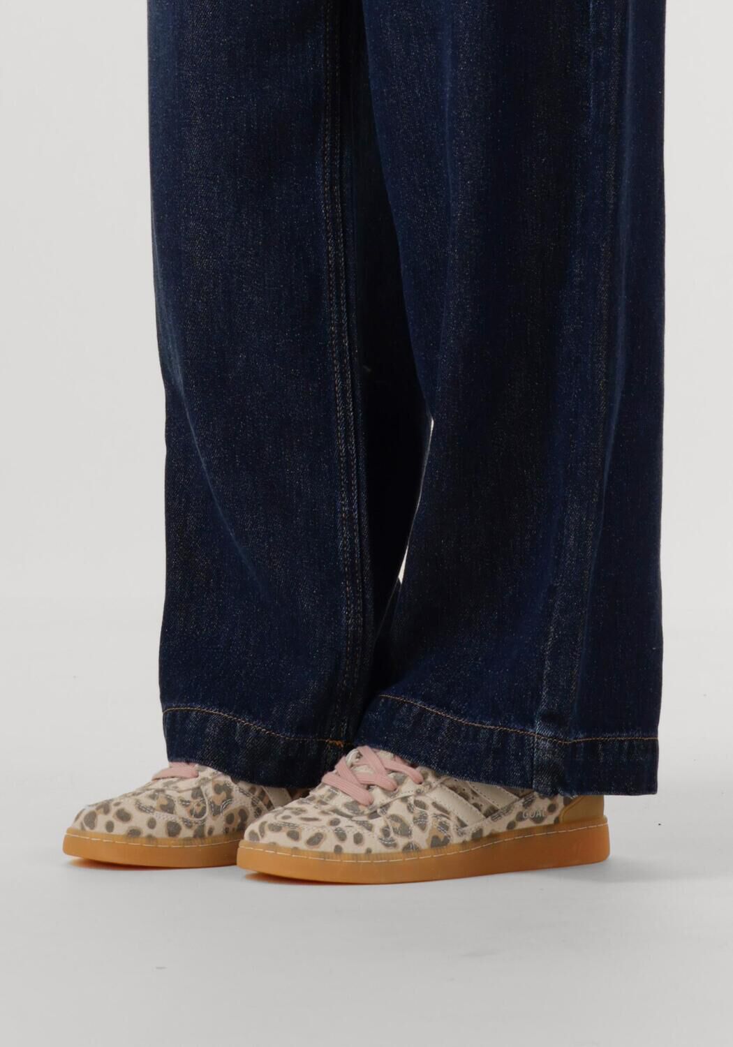 COOLWAY Baskets basses GOAL en beige - large