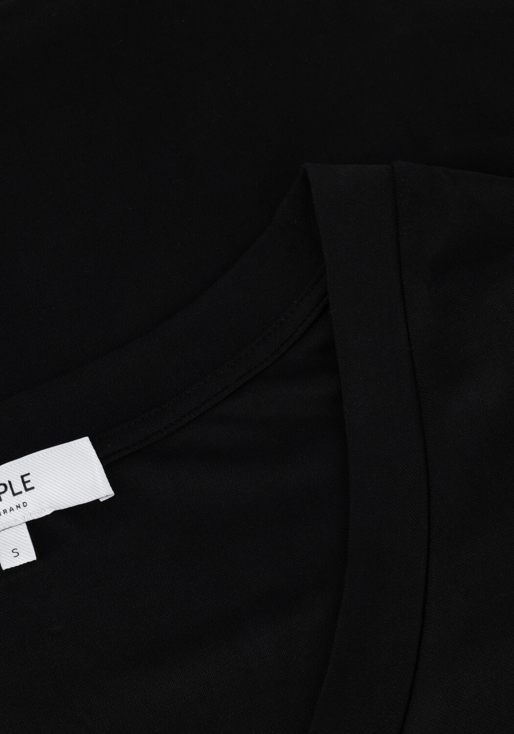 SIMPLE TAMYRA JER-MODAL-22-3 Hauts & T-shirts en noir - large