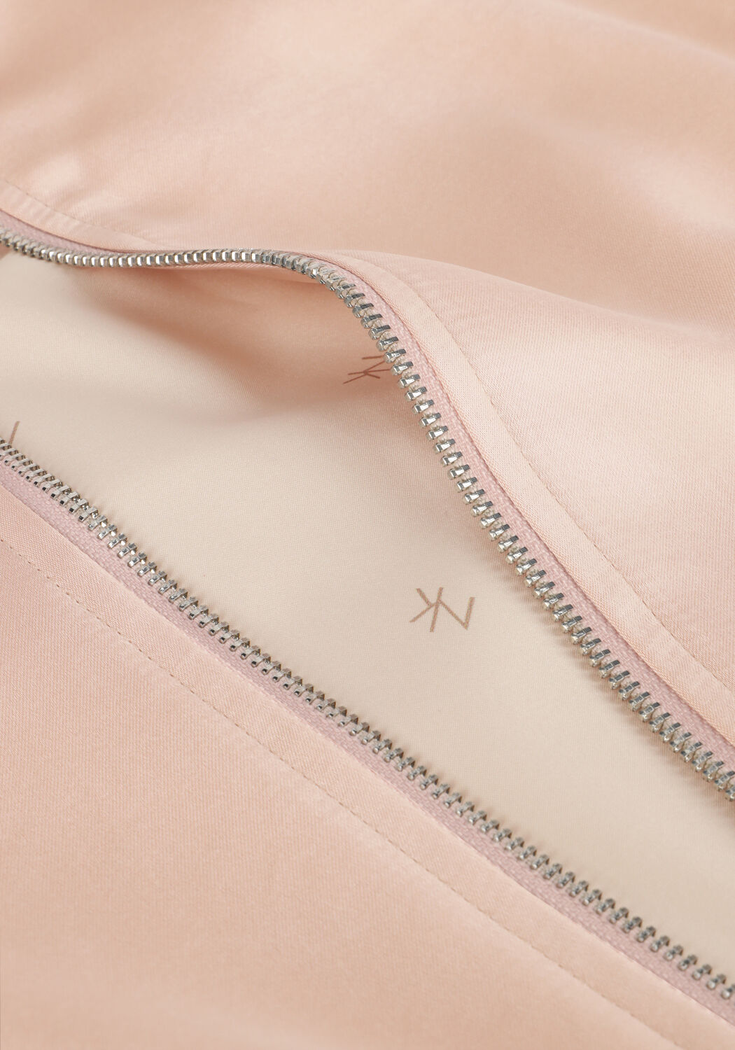 Roze NUKUS Jack NOELL BOMBER - large