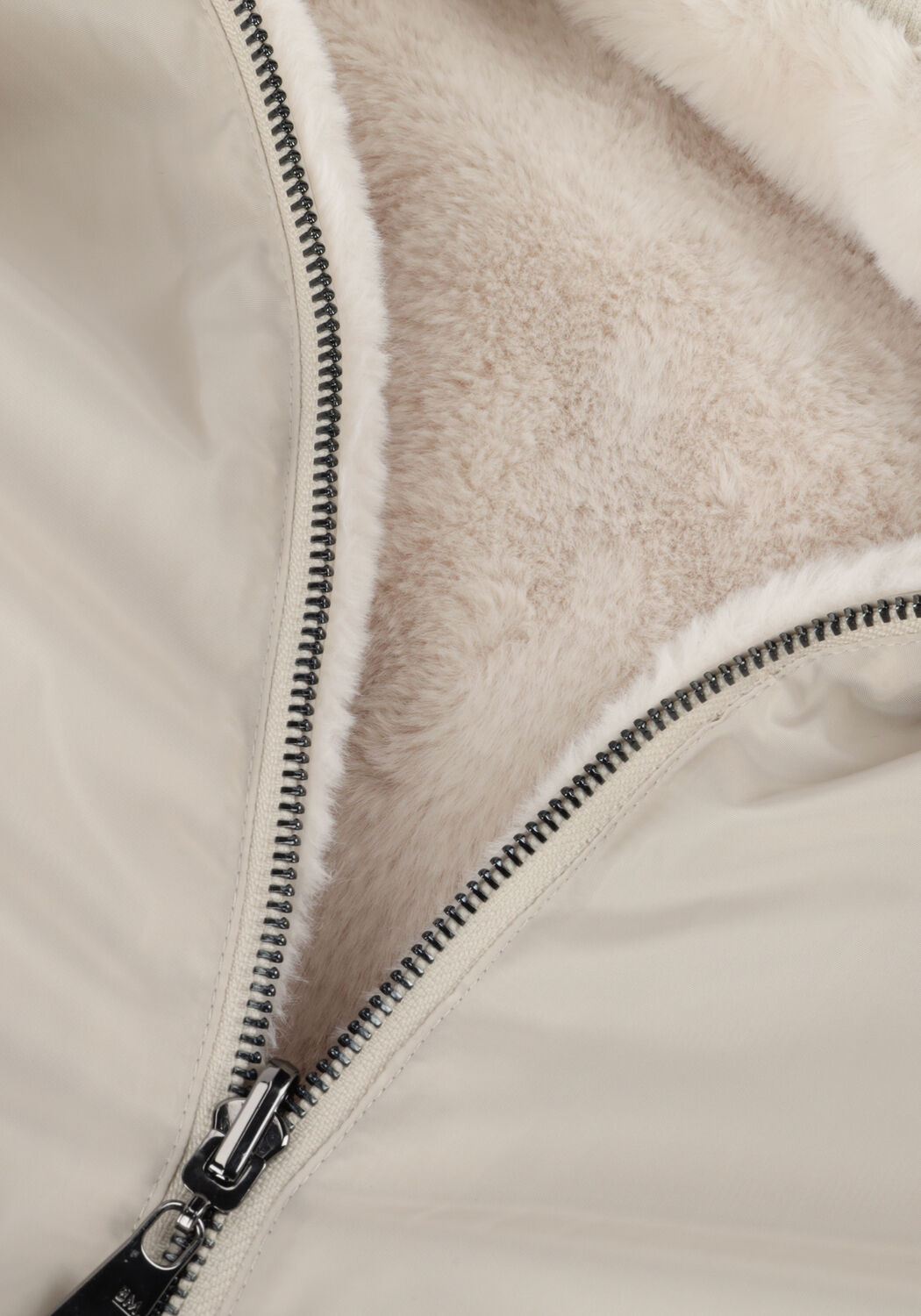 BEAUMONT Jack MAX &Eacute;cru - large