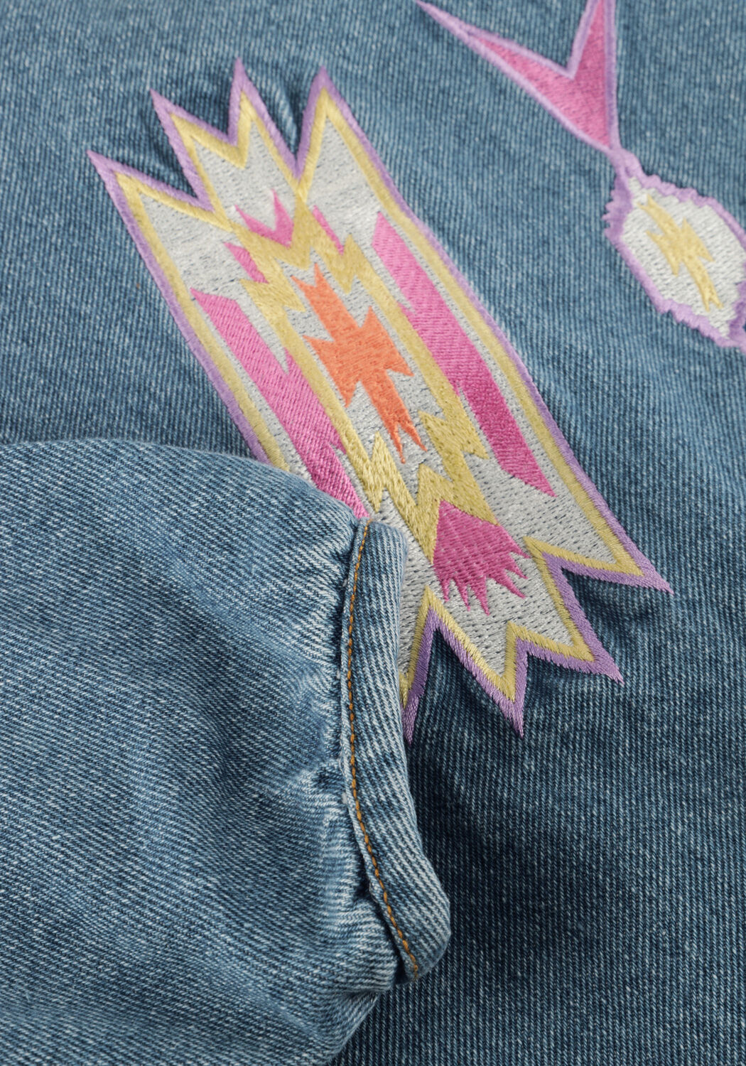 JENEST Veste en jean BOBBI DENIM JACKET en bleu - large