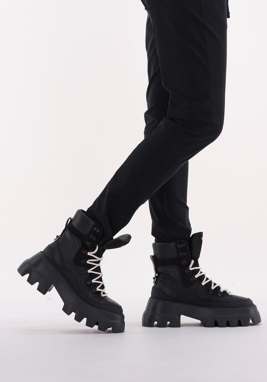 Zwarte NUBIKK  FLORE MONTAGNE - large