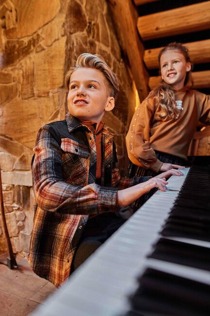 RETOUR Chemise décontracté MATHEW en marron - large