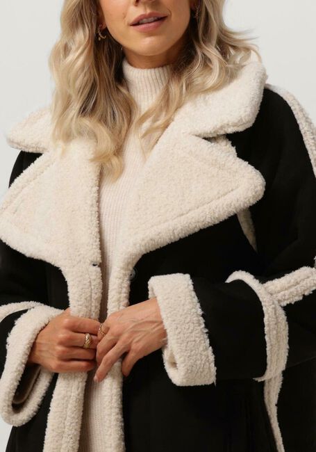 OBJECT Manteau OBJKHALESI OVERSIZED COAT en noir - large