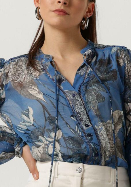GUESS Haut JOSETTE TOP en bleu - large