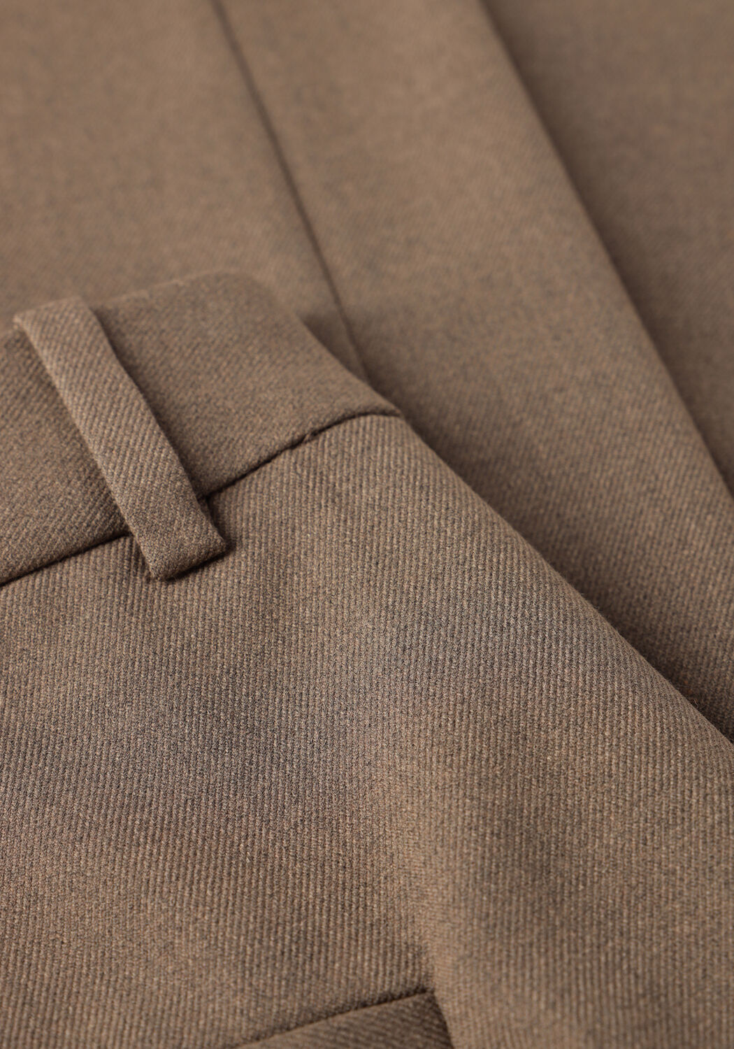 GESTUZ Pantalon large GZPAULA MW STRAIGHT PANTS en taupe - large