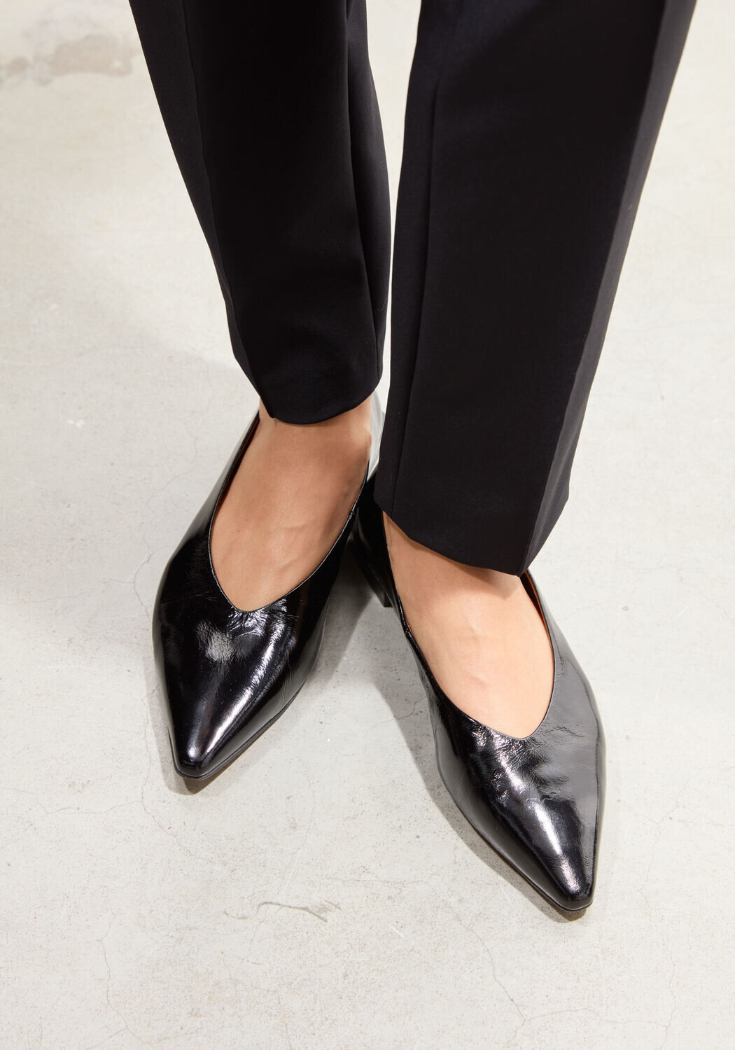 &Aacute;NGEL ALARC&Oacute;N 24502 Ballerines en noir - large