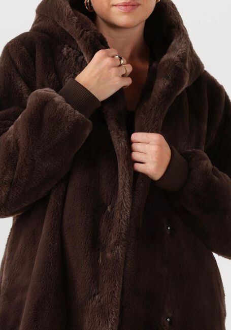 Bruine MOSCOW Teddy jas 08-08-NADJANA-3 - large