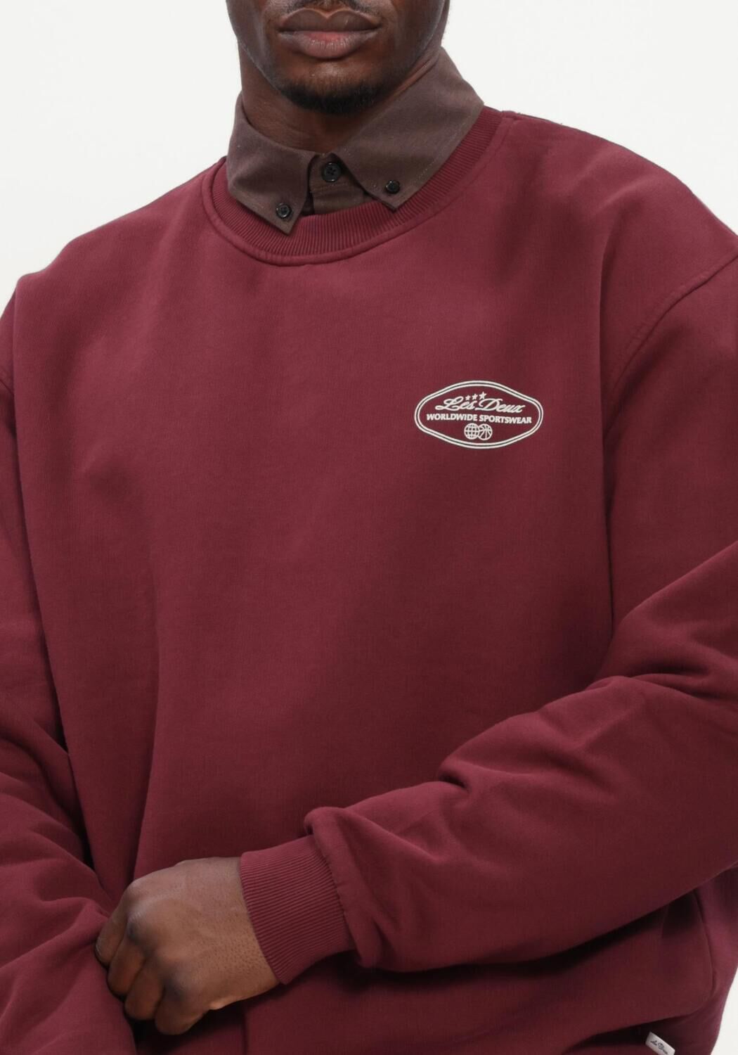 LES DEUX Chandail WORLDWIDE SWEATSHIRT en rouge - large