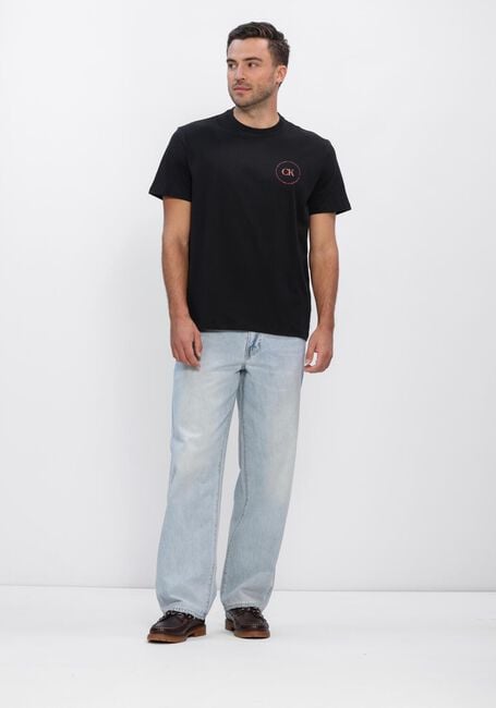 CALVIN KLEIN T-shirt 30S EU WHOLESALE JEANS GRAPHICS en noir - large