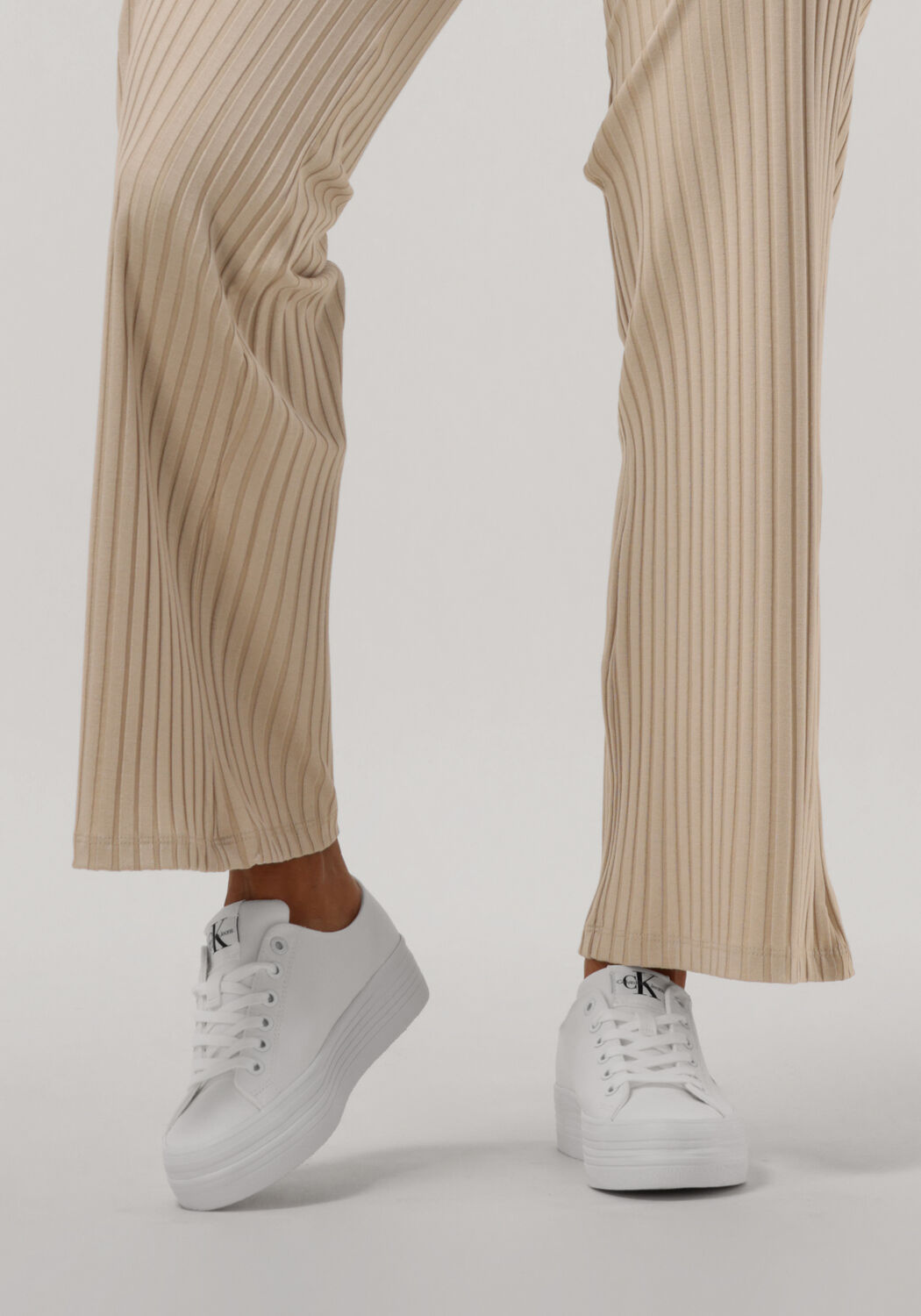 Witte CALVIN KLEIN Sneakers VULC FLATFORM ESSENTIAL - large