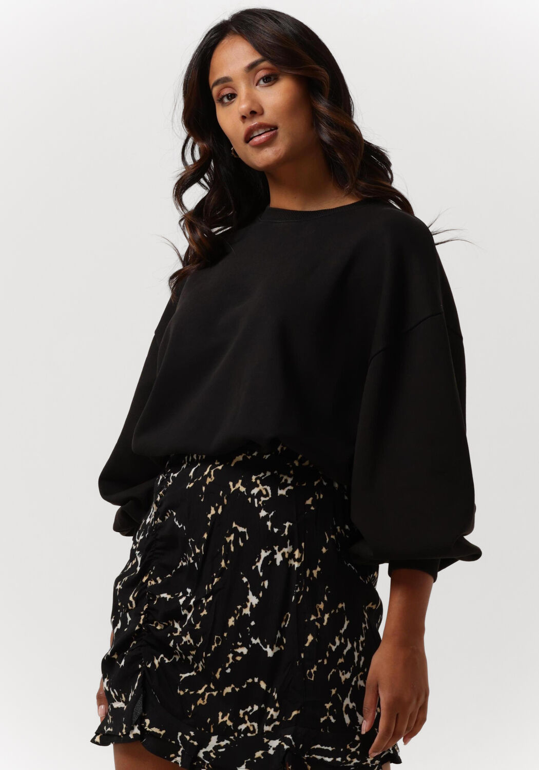 Zwarte ALIX THE LABEL Sweater LADIES KNITTED OVERSIZED SWEATER Omoda