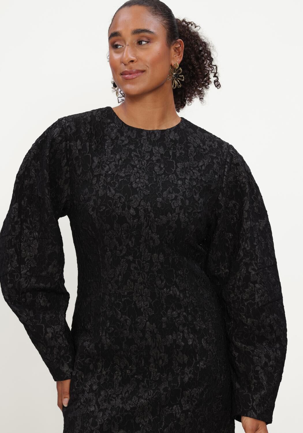 NOTRE-V Mini robe NV-IZABEL en noir - large