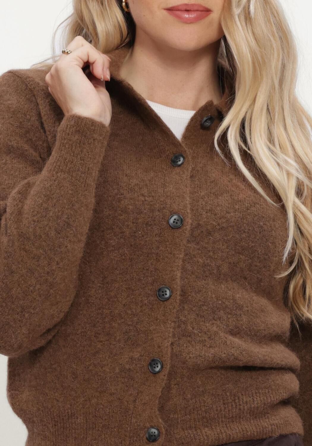 KNIT-TED Gilet DANNY CARDIGAN en marron - large