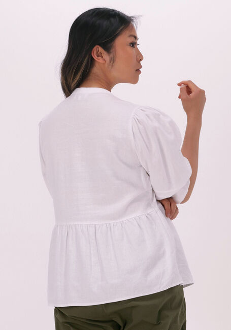 LEVETE ROOM NAJA 10 SHIRT Blouses en blanc - large