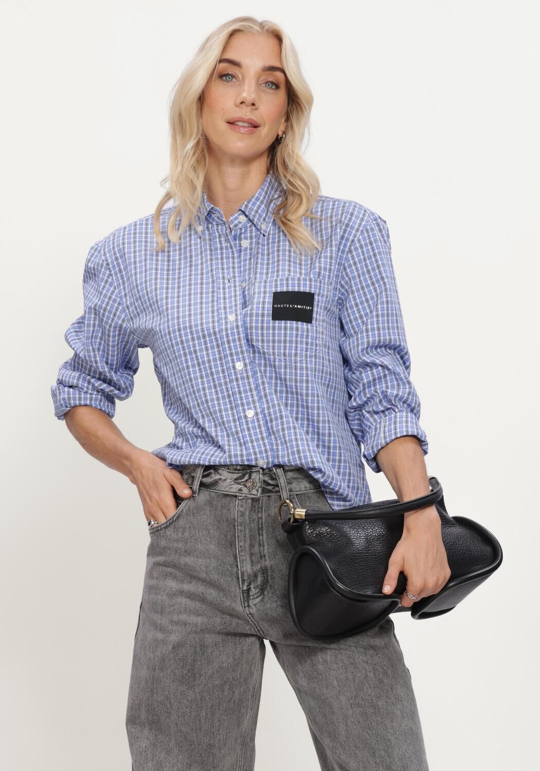 HAUTE L'AMITI&Eacute; CONTRAST COLOR CHECK SHIRT Blouses en bleu