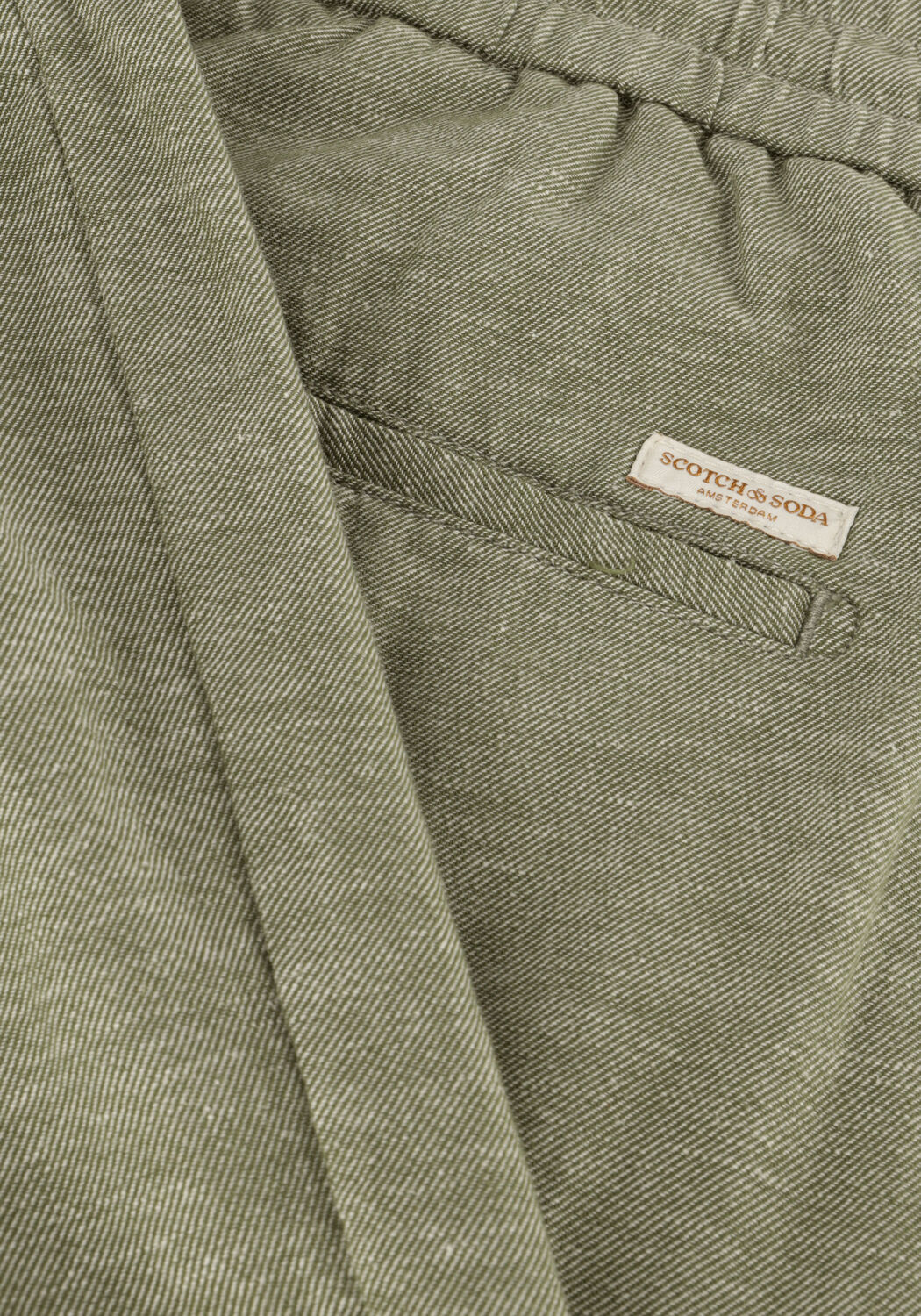 SCOTCH & SODA Pantalon courte FAVE - COTTON/LINEN TWILL BERMUDA en vert - large