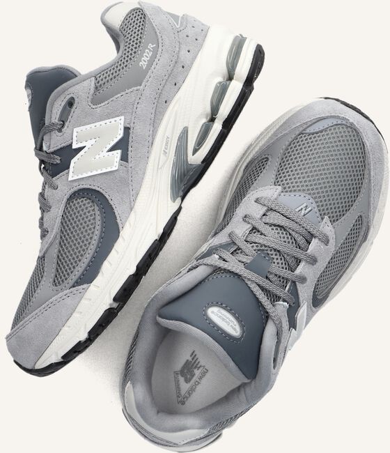 Grijze NEW BALANCE Sneakers GC2002 Grijze NEW BALANCE Sneakers GC2002 - large