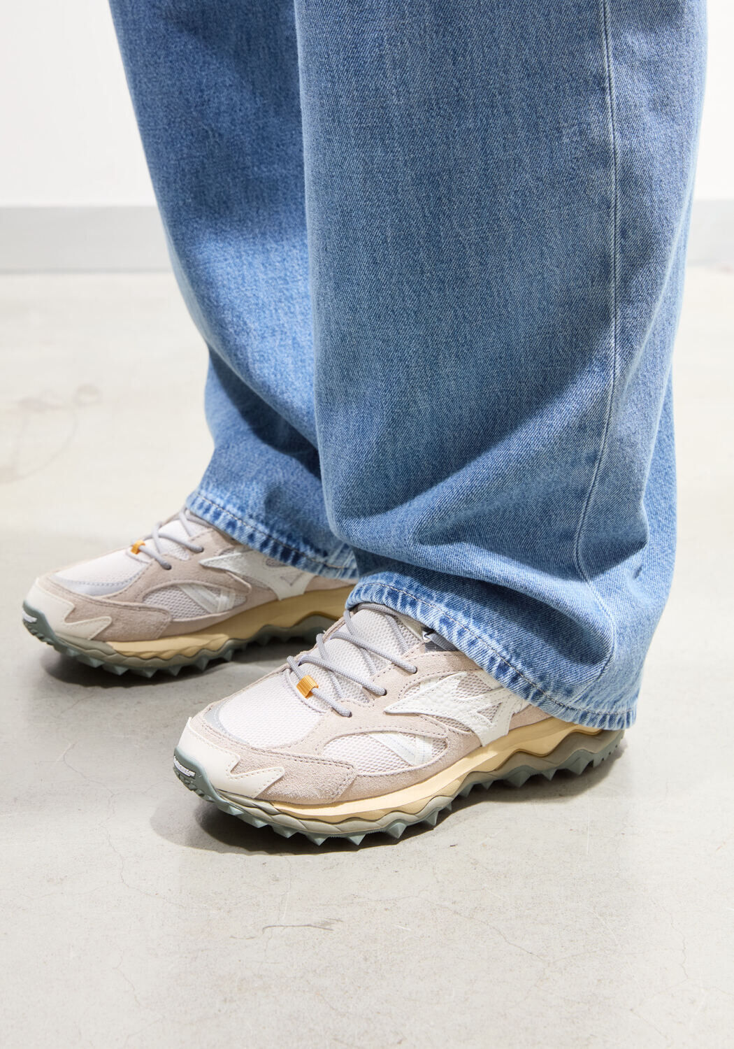 Grijze MIZUNO Sneakers WAVE MUJIN TL - medium