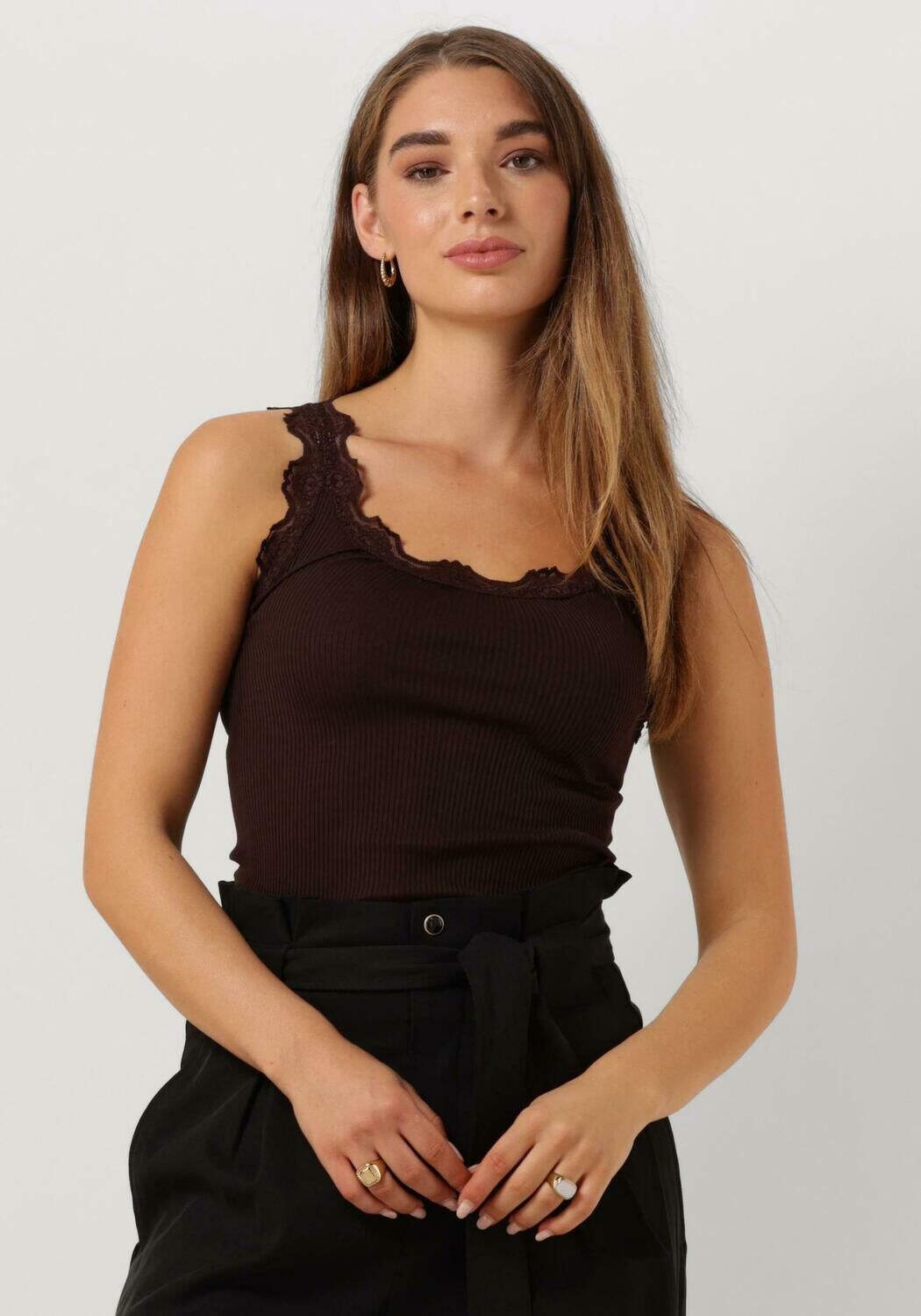 Bruine ROSEMUNDE Top BABETTE SILK TOP W LACE Omoda