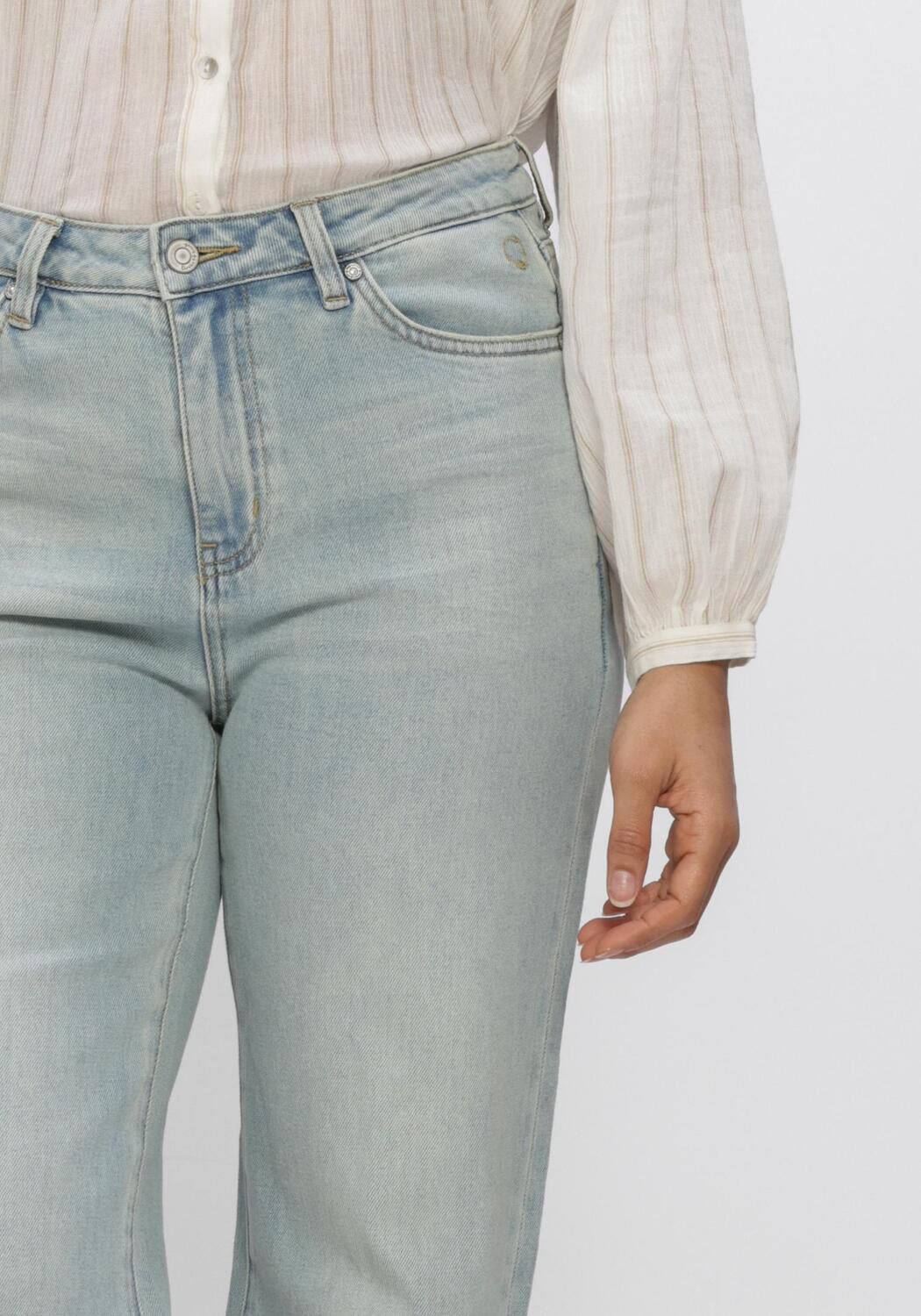 Blauwe CIRCLE OF TRUST Flared jeans MADDY DNM - large