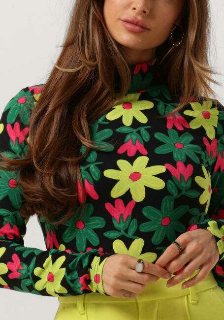 COLOURFUL REBEL NEYO BIG FLOWER PEACHED TURTLENECK TOP Hauts & T-shirts en multicolore - large