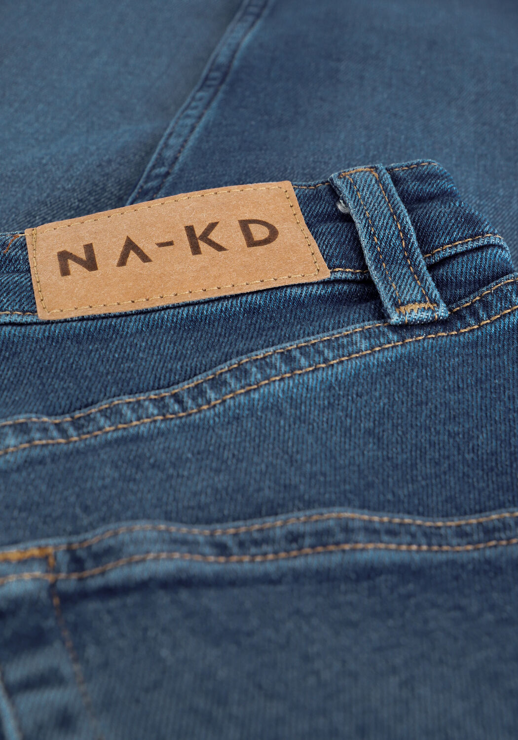 Blauwe NA-KD Mom jeans COMFORT MOM JEANS - large