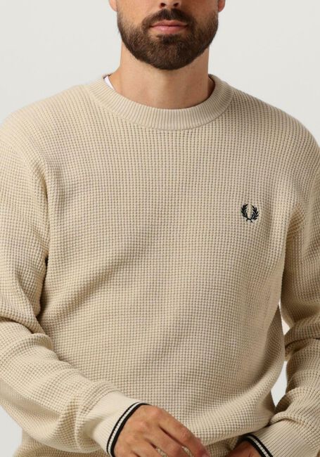 Beige FRED PERRY Trui WAFFLE STITCH CREW NECK JUMPER - large