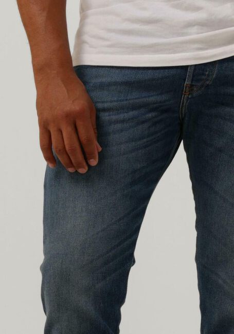 DIESEL Straight leg jeans D-YENNOX en bleu - large