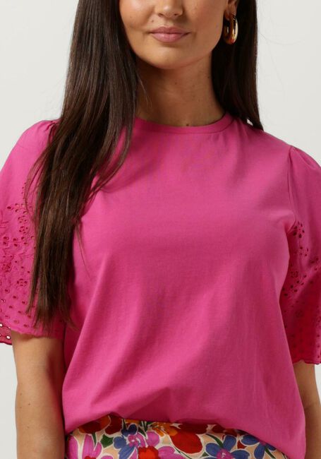 Roze Y.A.S. T-shirt YASLEX SS TOP W. EMB SLEEVES S. - large