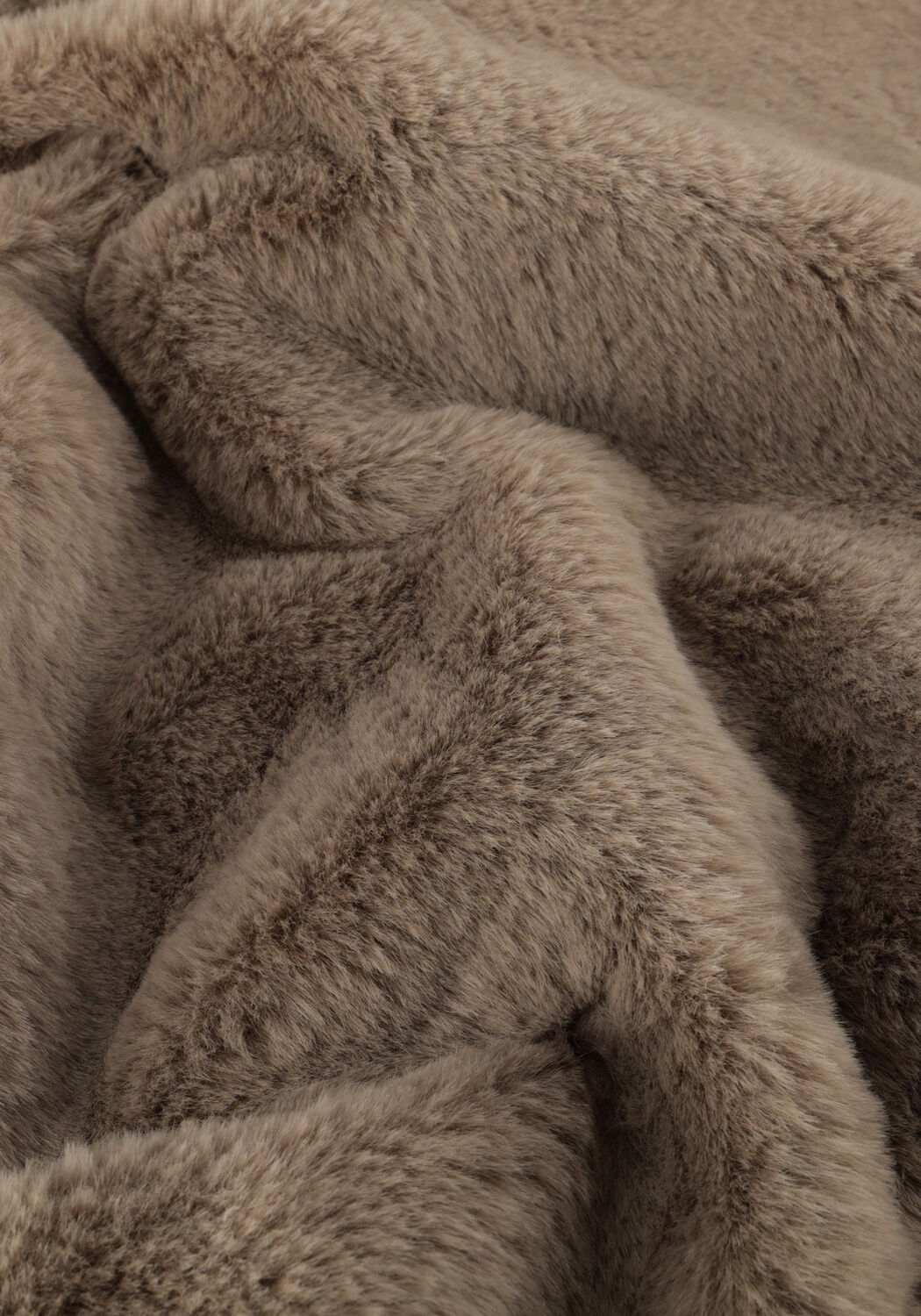 BEAUMONT Manteau en fausse fourrure KORI BODYWARMER en taupe - large